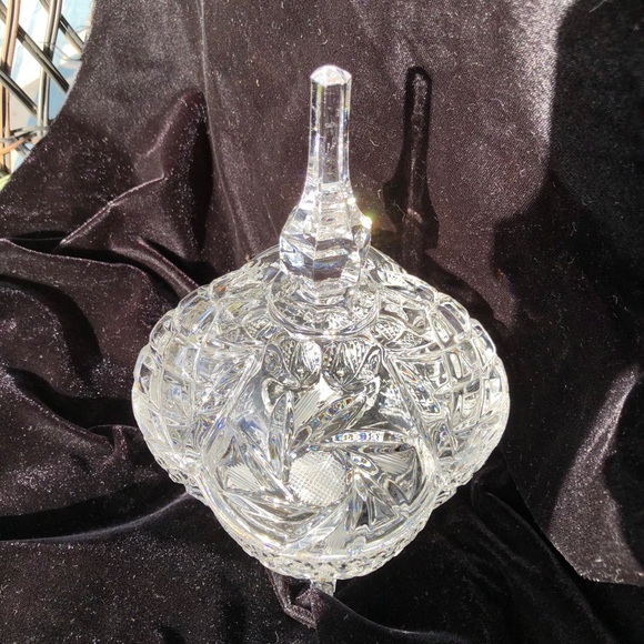 Vintage Lead Crystal Footed Candy Dish With Lid - Picture 13 of 14